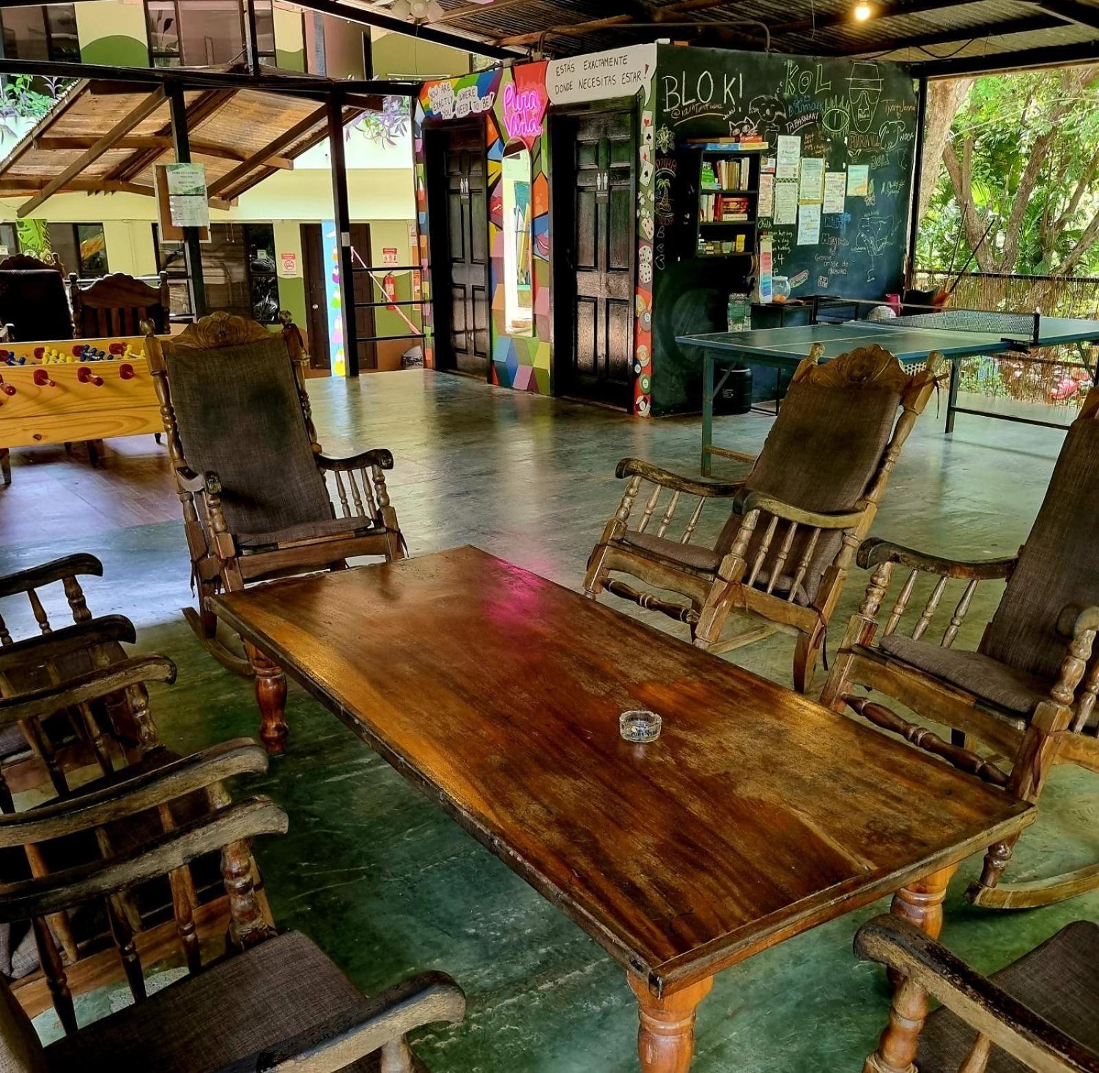 Casa Pura Vida Surf Hostel - Tamarindo Costa Rica Екстериор снимка
