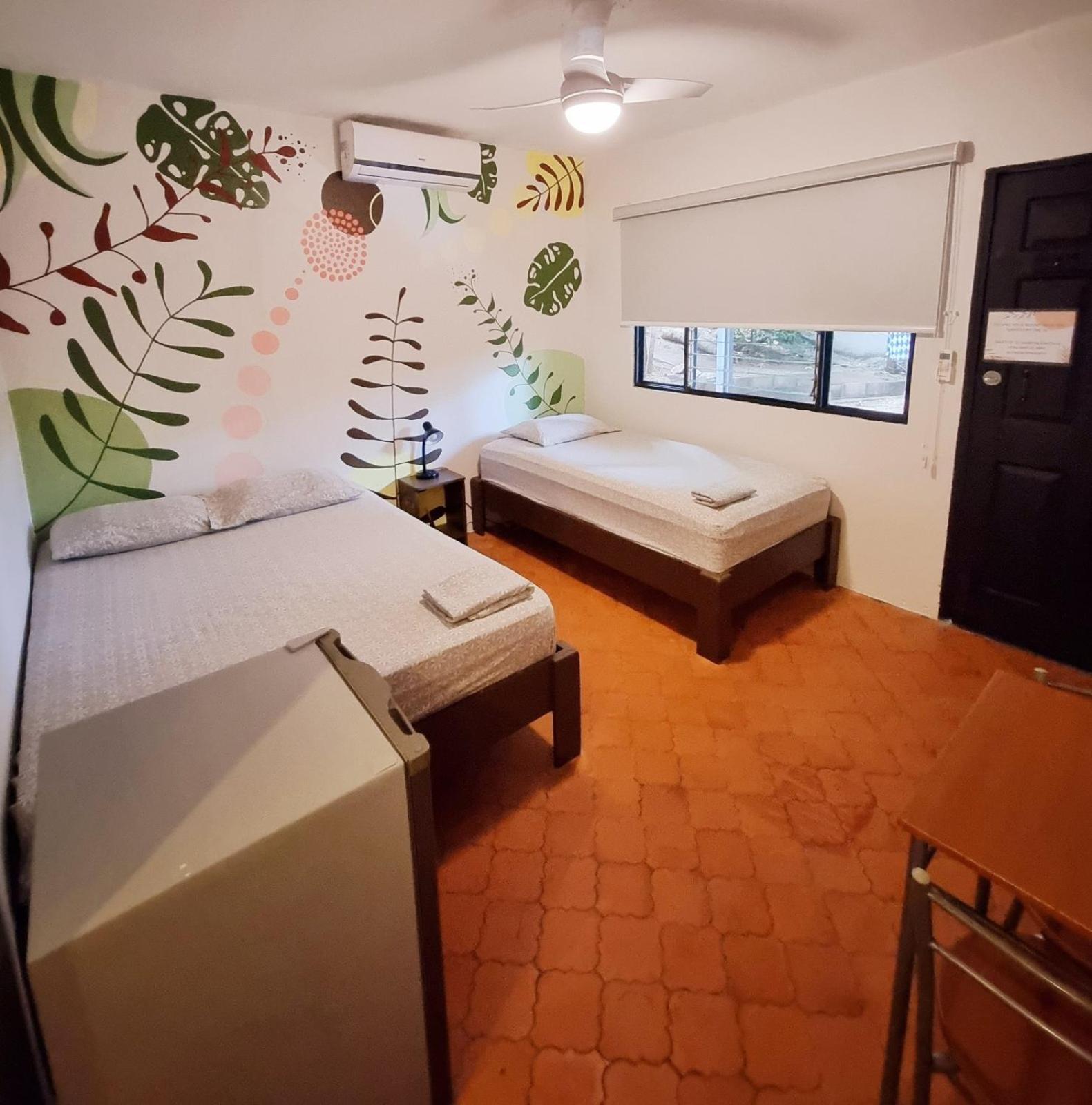 Casa Pura Vida Surf Hostel - Tamarindo Costa Rica Екстериор снимка
