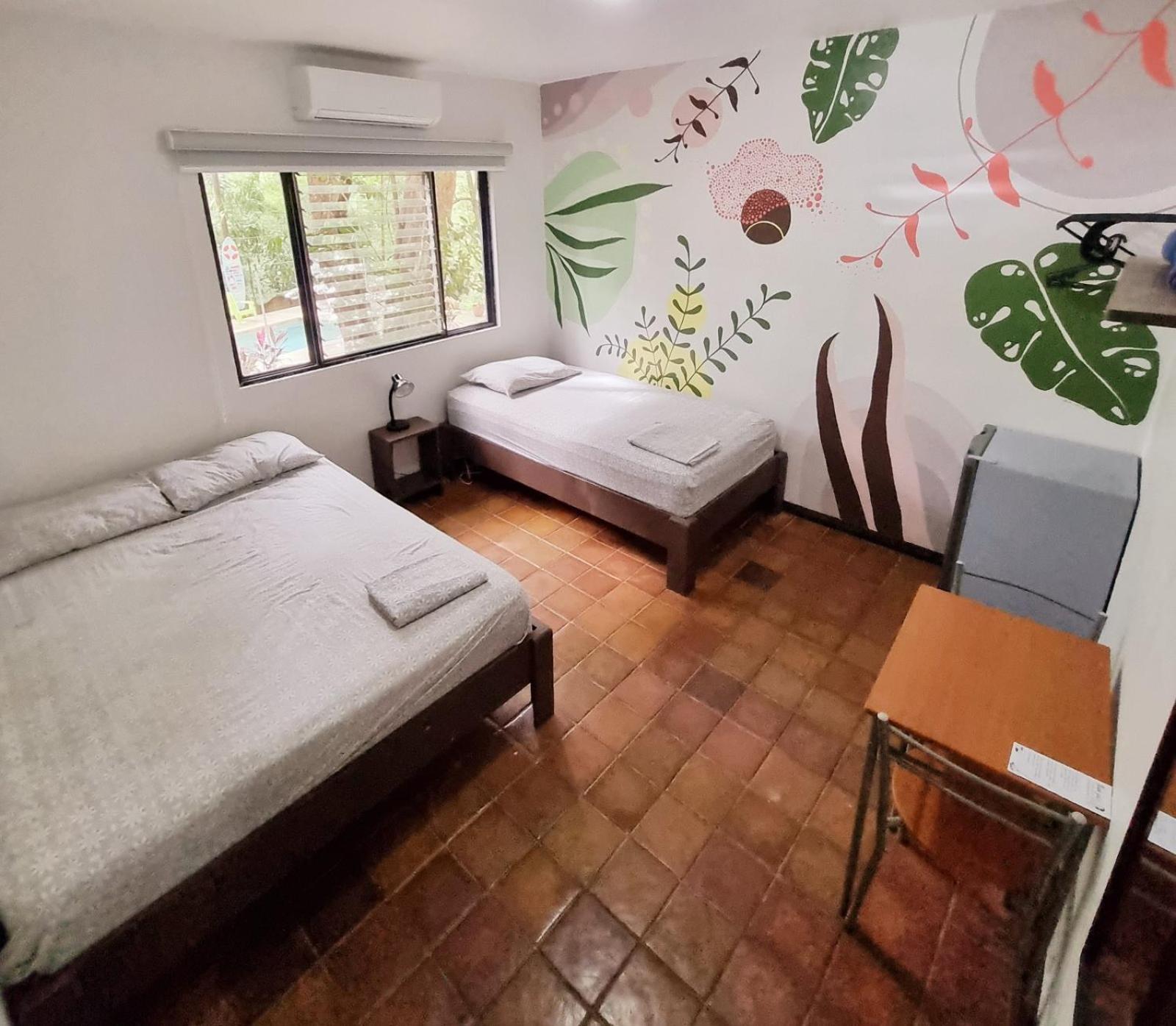 Casa Pura Vida Surf Hostel - Tamarindo Costa Rica Екстериор снимка