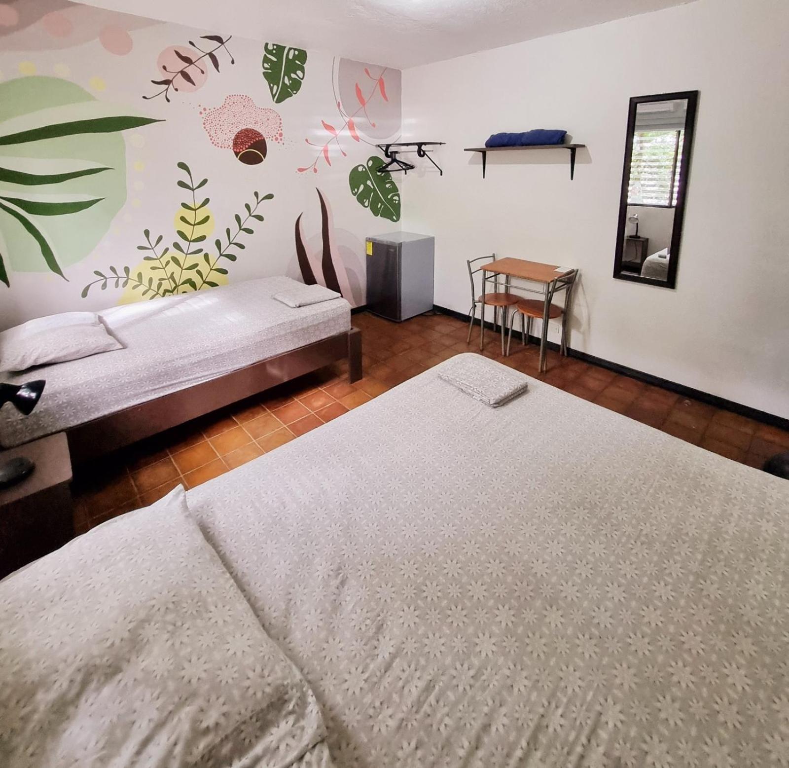 Casa Pura Vida Surf Hostel - Tamarindo Costa Rica Екстериор снимка