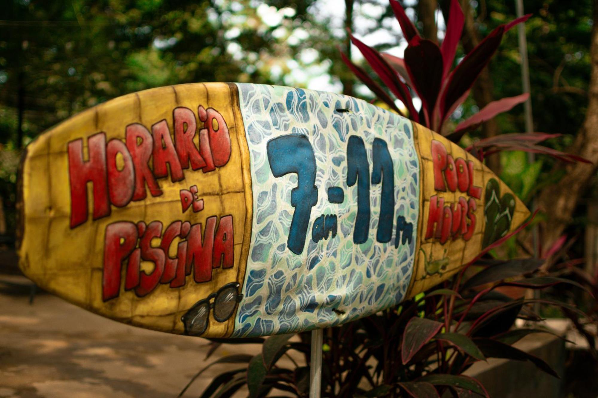 Casa Pura Vida Surf Hostel - Tamarindo Costa Rica Екстериор снимка